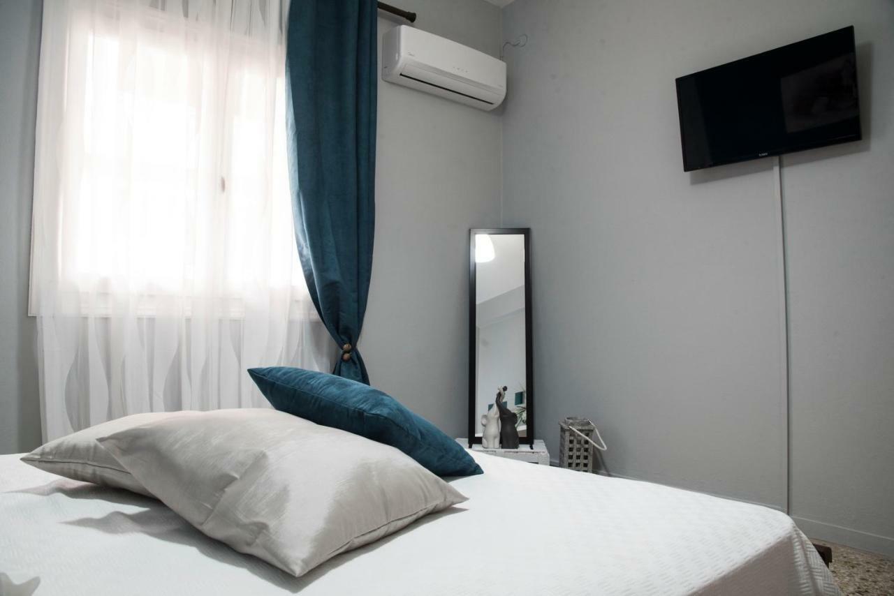 Cobalt Apartment Near Athens Airport Artemida  Buitenkant foto